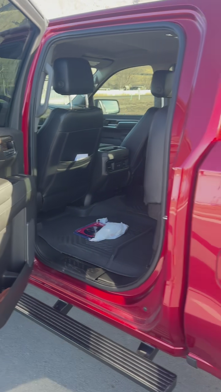 2022 Chevrolet Silverado 1500 Custom Trail Boss