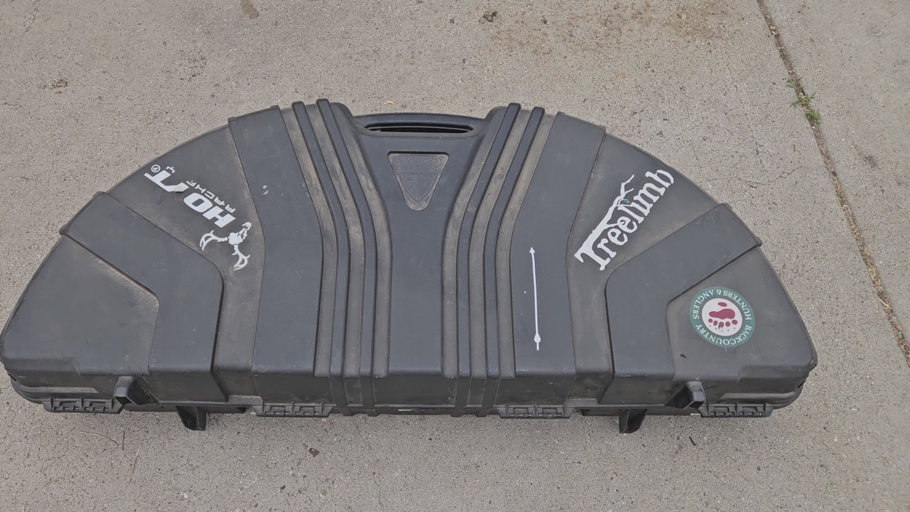 Plano Bow Case