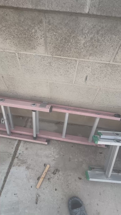 Werner Commercial Fiberglass Extension Ladder (30+ Ft)