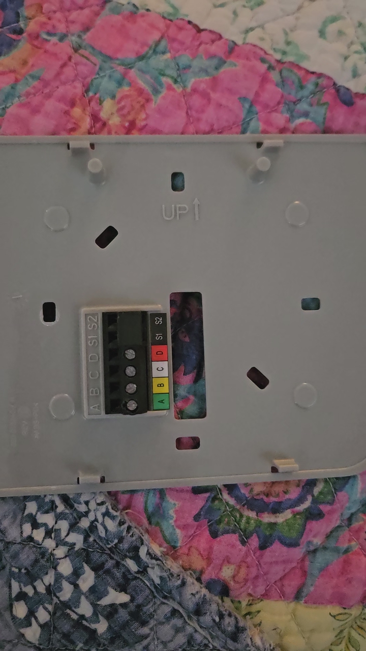 Carrier thermostat w wifi works great