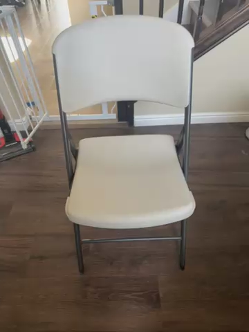 5 Life Time folding chairs