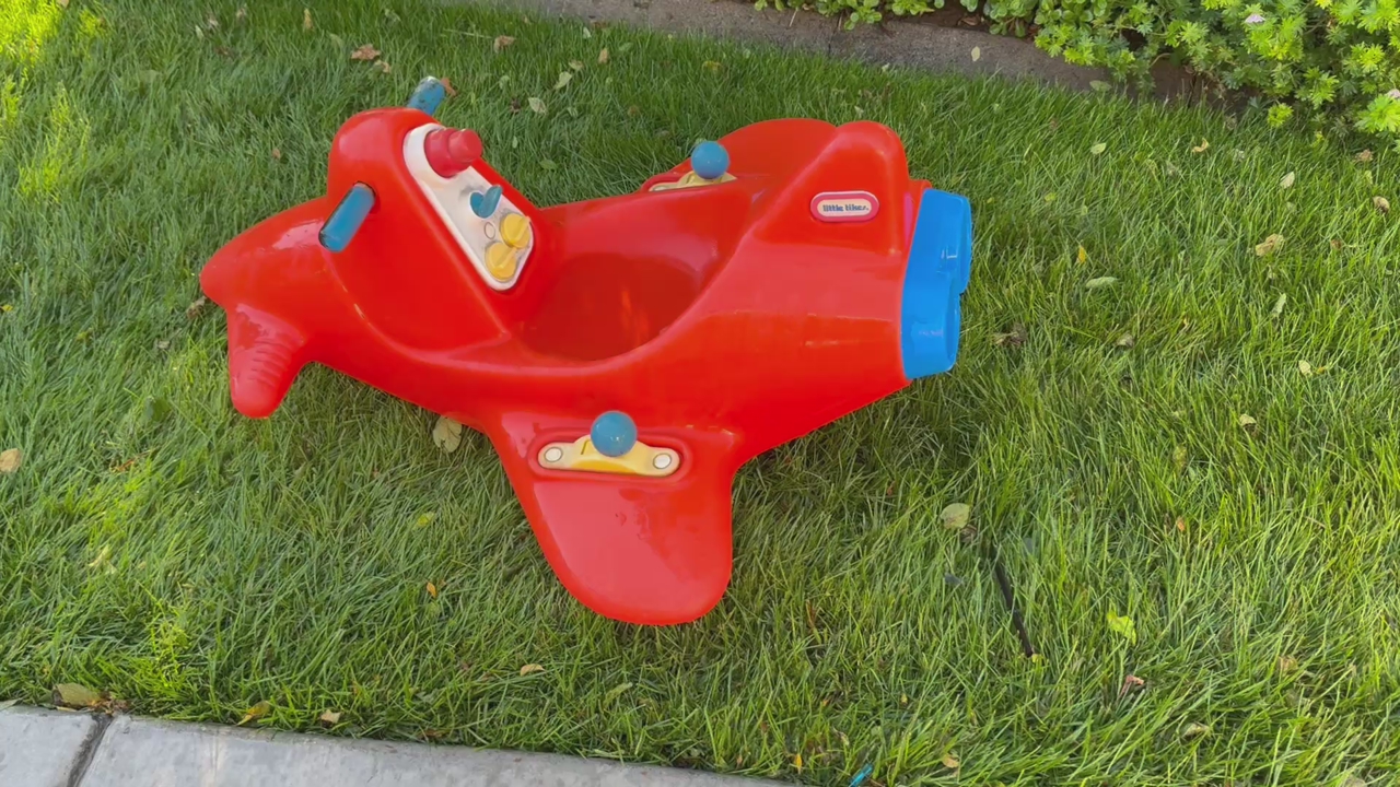 Vintage little tikes airplane toddler toy