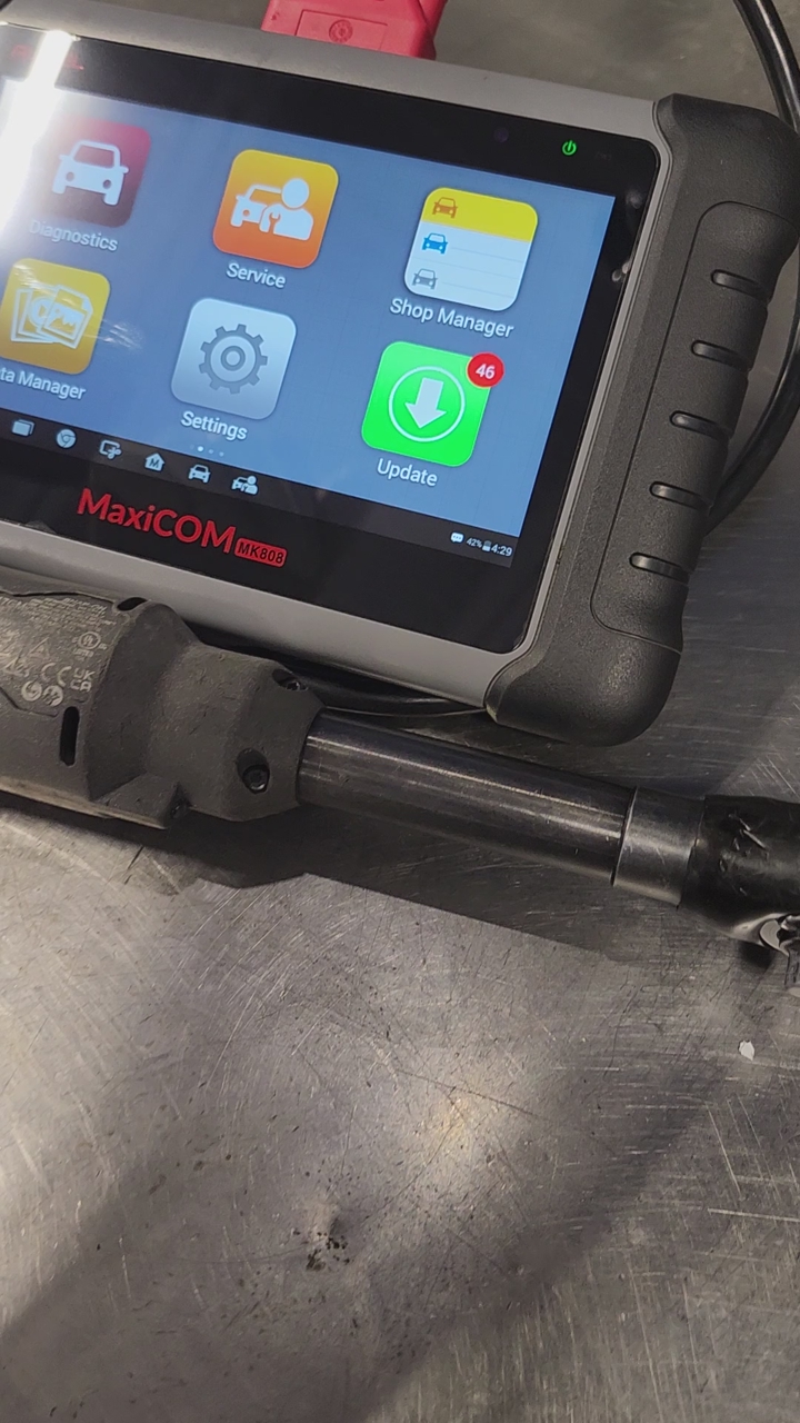 Auto tech tools. snap on autel scanner