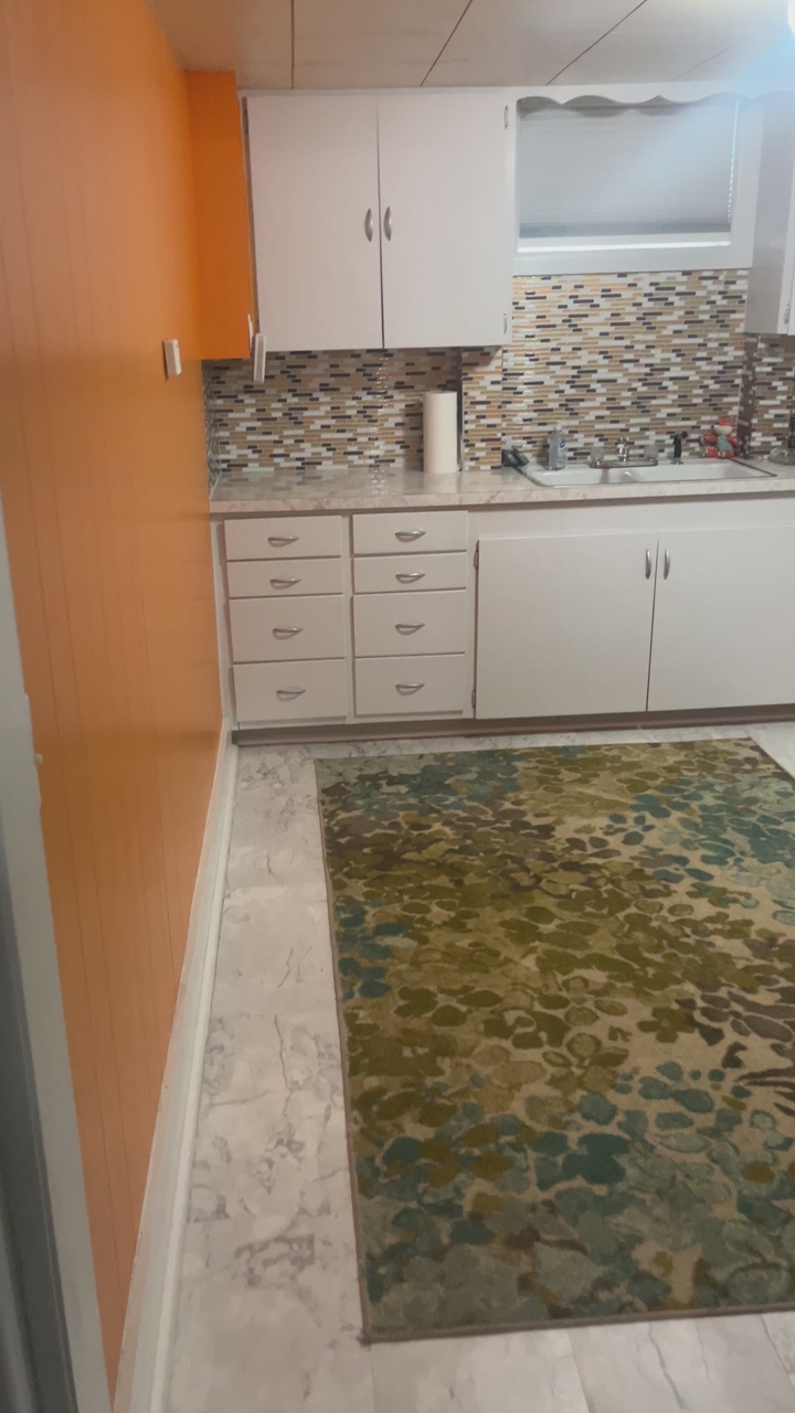 Short Term Basement For Rent.