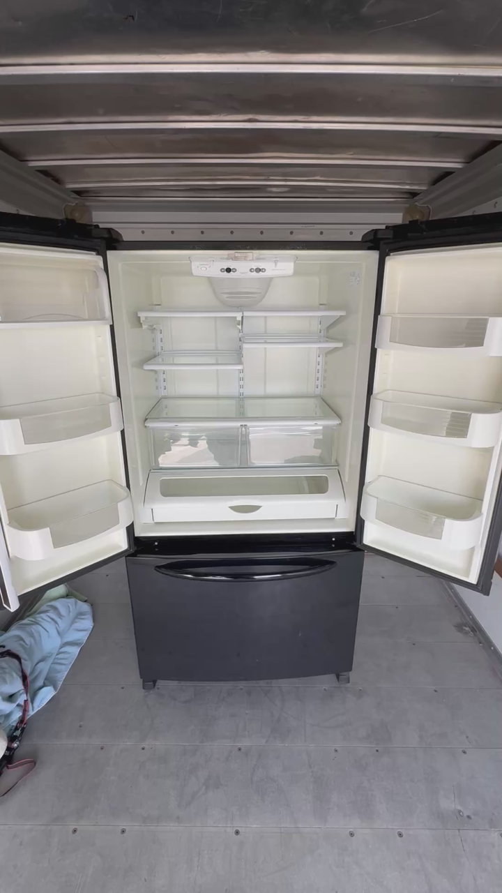 Maytag Fridge Refridgerator & Freezer Combo Black