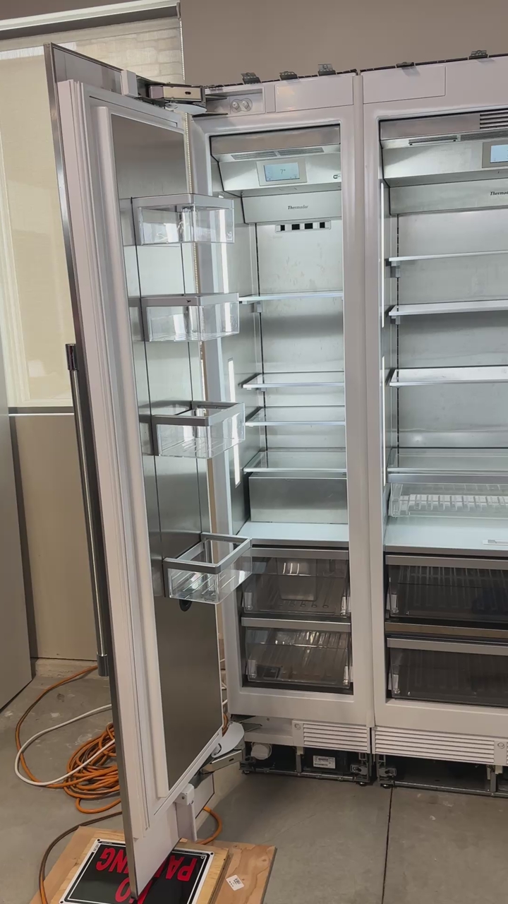 Thermador T18IF905SP Side by Side Fridge/Freezer