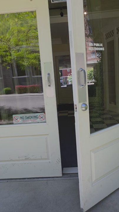 Store Front - FREE PARKING DT SLC