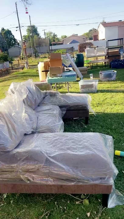 Yard Sale Hirry Going Fast.