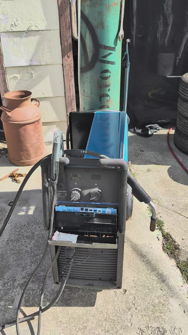 Miller 252 mig welder
