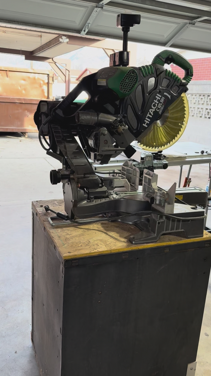 Hitachi 12 Slide Compound Miter Saw