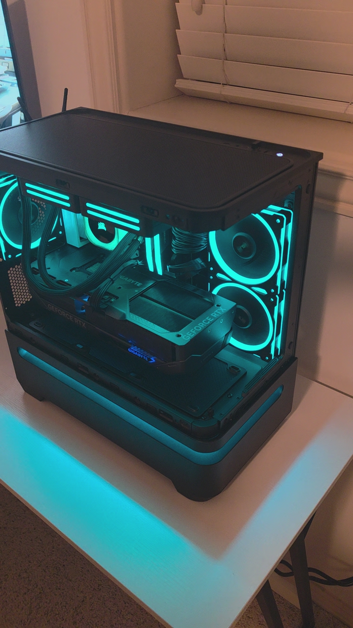 High end custom gaming computer / PC / 9600X AMD CPU / 5070 Ti Nvidia GPU