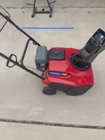 Toro 721E power clear snow blower