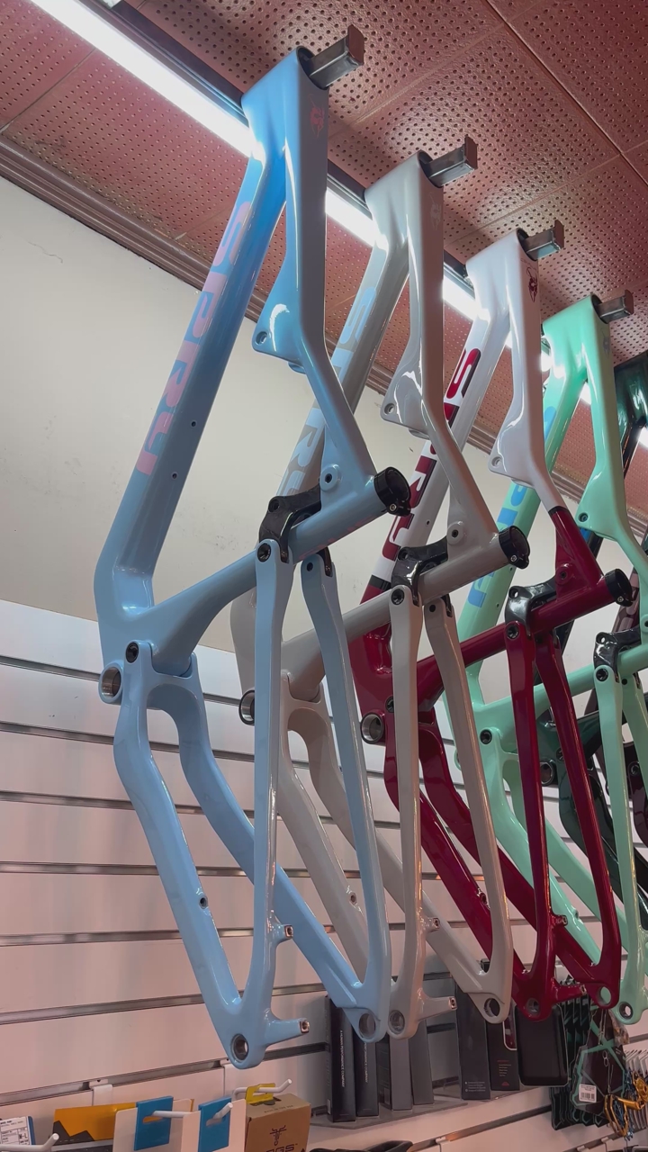 Spry Centuarus Cross Country Mountain Bike